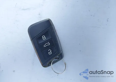 2019 Volkswagen Jetta 1.4T Sel Premium from USA, damaged, VIN 3VWG57BU2KM110621